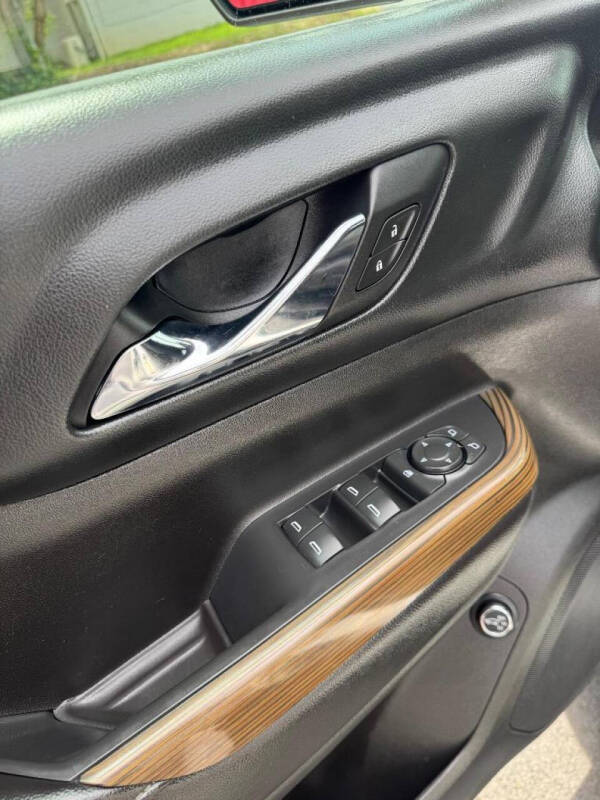 2018 GMC Acadia SLE-2