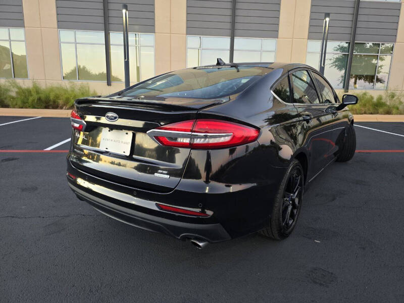 2020 Ford Fusion SE