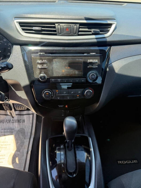 2016 Nissan Rogue SV