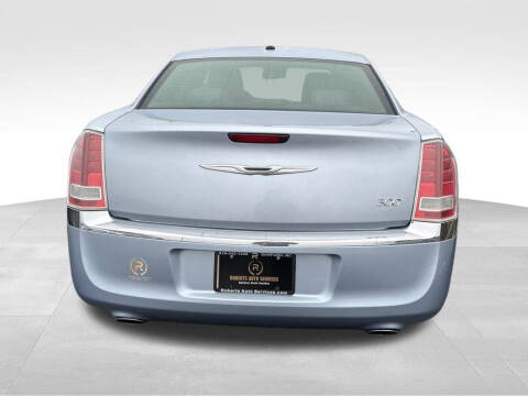 2012 Chrysler 300