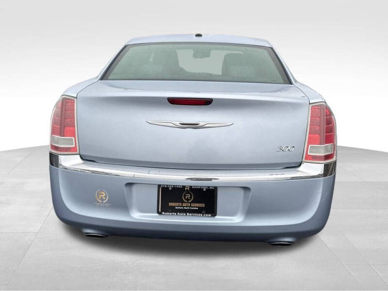 2012 Chrysler 300