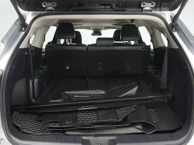 2025 Toyota Highlander XLE