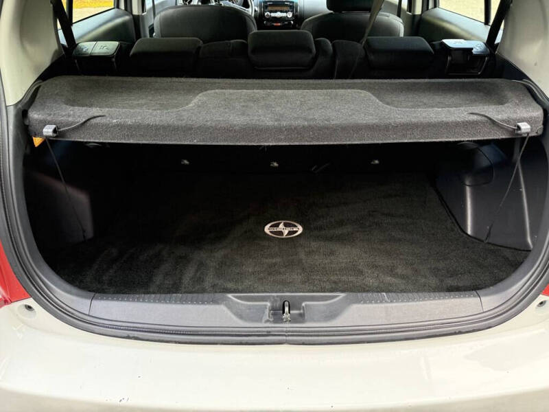 2009 Scion xD