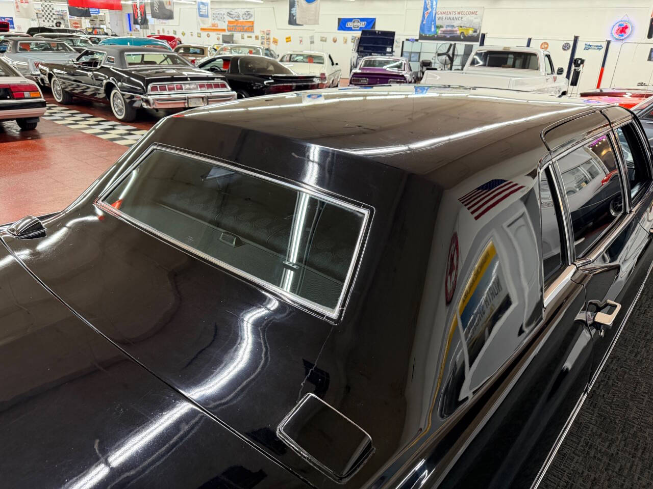 1970 CADILLAC FLEETWOOD 32