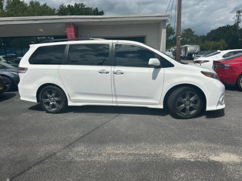 2017 Toyota Sienna