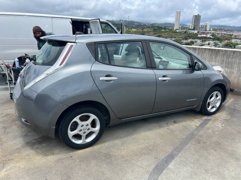 2015 Nissan LEAF SV
