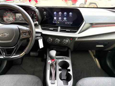 2024 Chevrolet Trax RS