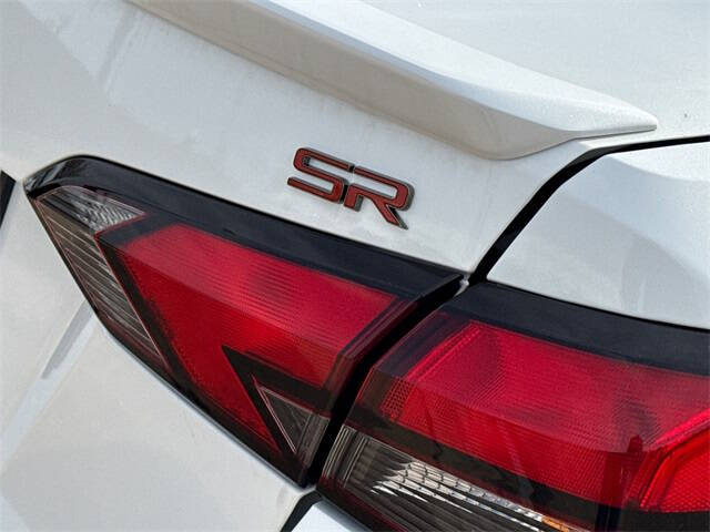 2025 Nissan Versa SR