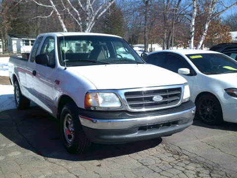 2001 Ford F-150 for sale at LAKESIDE MOTORS LLC in Houghton Lake MI