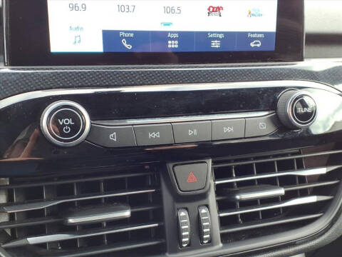 2025 Ford Escape ST-Line Select