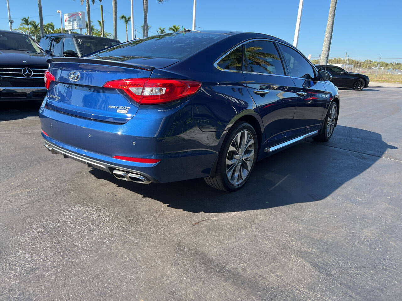 2015 Hyundai Sonata  - $14,900