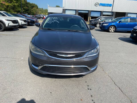 2015 Chrysler 200 for sale at Scarletts Cars in Camden TN