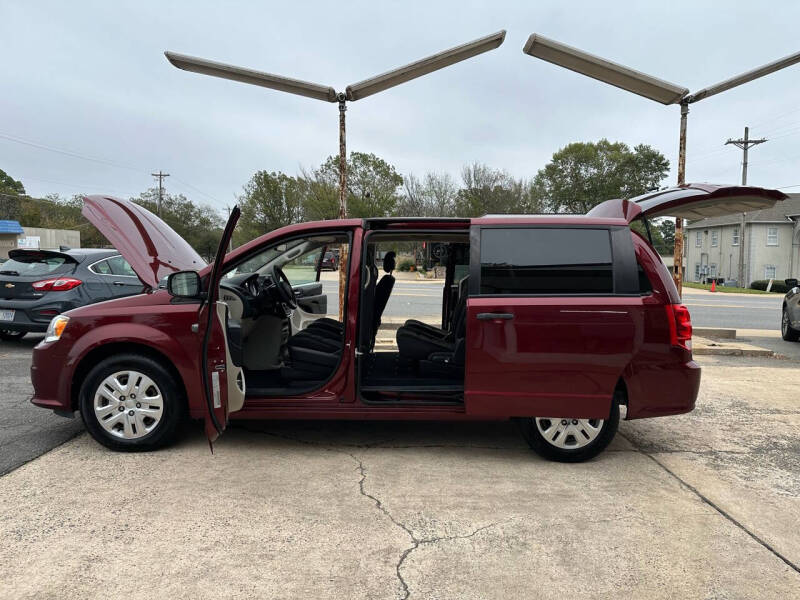 2019 Dodge Grand Caravan SE photo 14