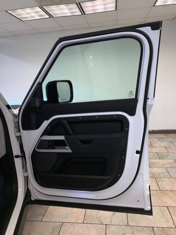 2020 Land Rover Defender 110 S