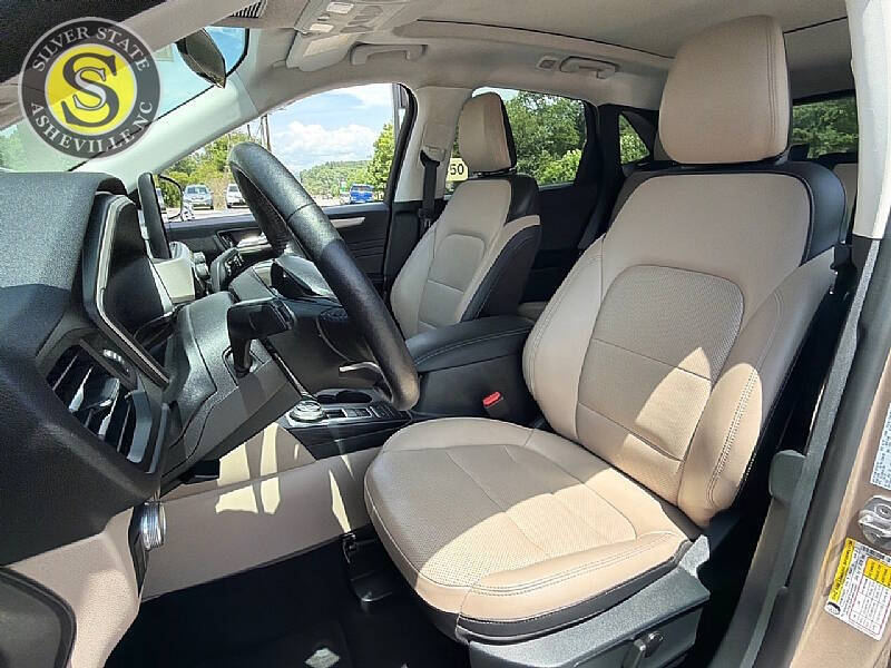 2021 Ford Escape SEL