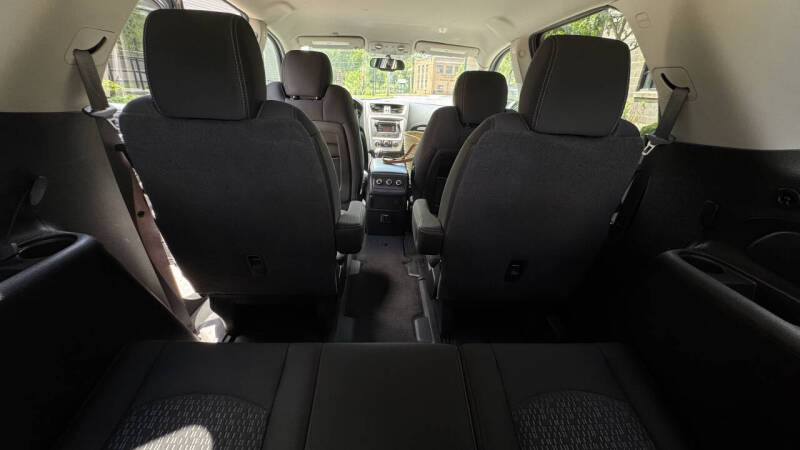 2014 GMC Acadia SLE-2
