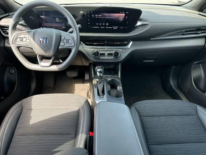 2025 Buick Envista Preferred