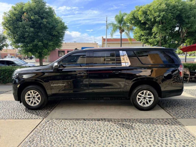 2021 Chevrolet Suburban LT