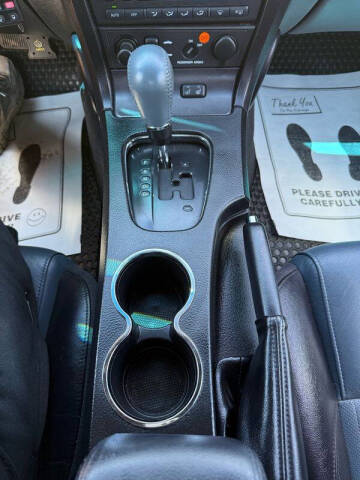 2005 Ford Thunderbird Deluxe