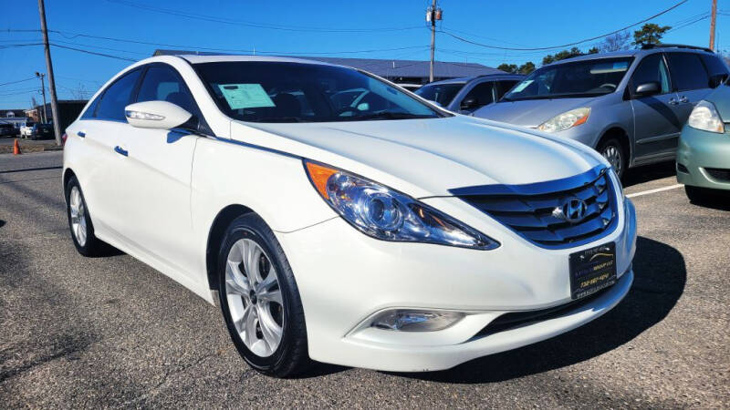 2011 Hyundai Sonata for sale at AUTOLUXGROUP in Lakewood NJ