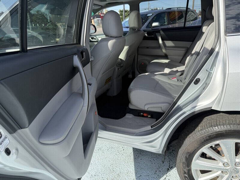 2012 Toyota Highlander Hybrid