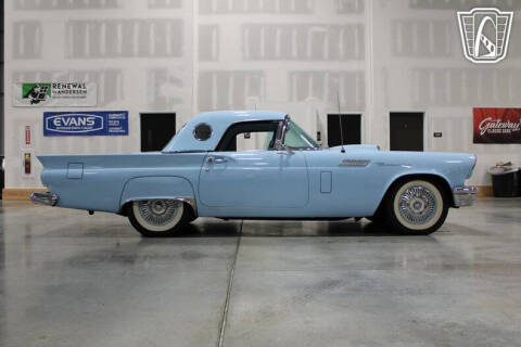 1957 Ford Thunderbird