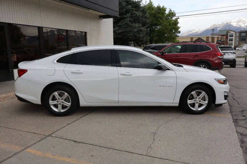 2022 Chevrolet Malibu LS