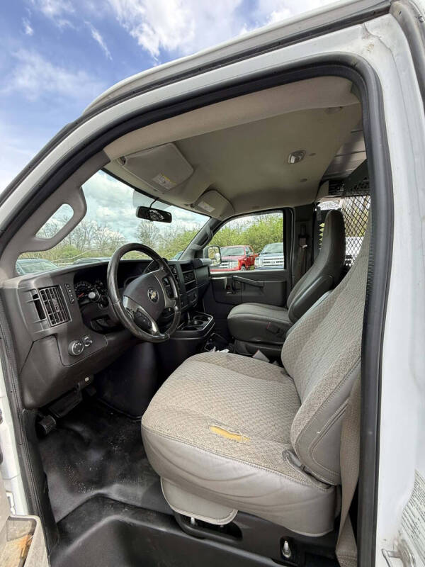 2017 Chevrolet Express 2500