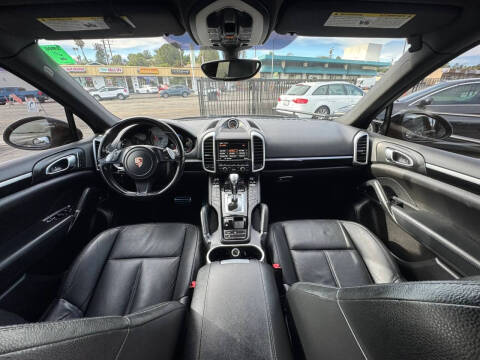 2014 Porsche Cayenne S