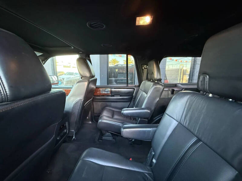 2016 Lincoln Navigator L Select