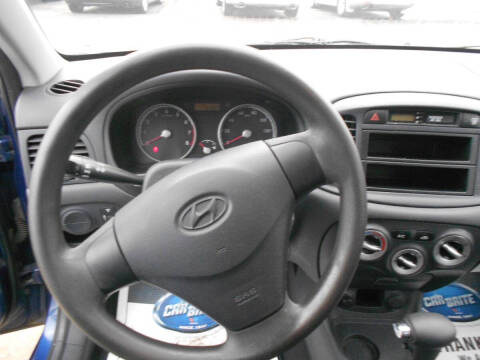 2010 Hyundai Accent Blue