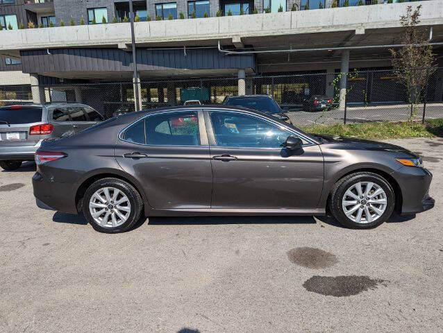 2018 Toyota Camry LE