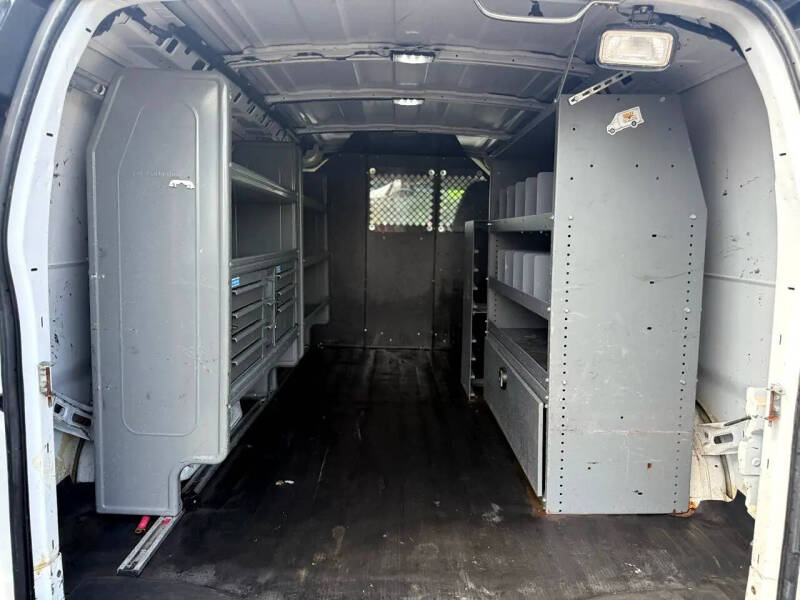 2011 Chevrolet Express 2500