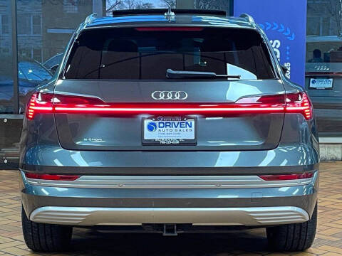 2019 Audi e-tron quattro Prestige