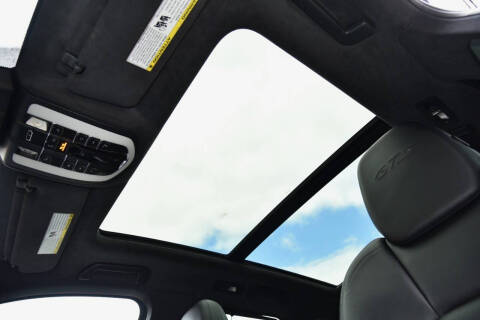 2016 Porsche Cayenne GTS