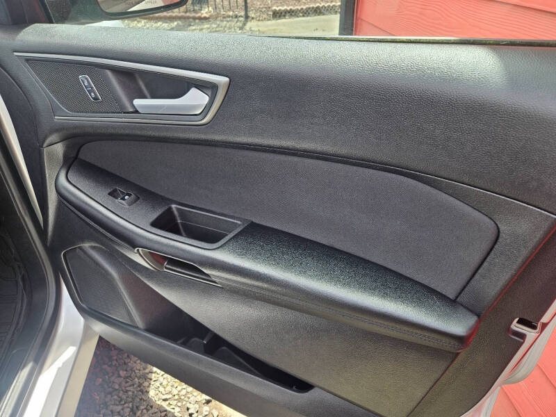 2016 Ford Edge SE