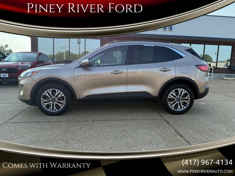 2021 Ford Escape SEL's photo