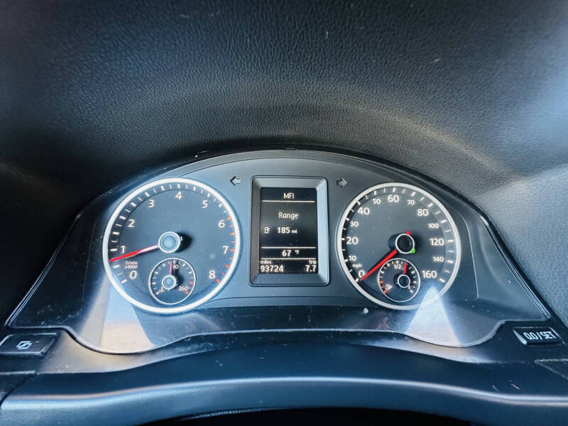 2012 Volkswagen Tiguan SEL 4Motion