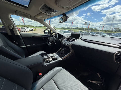 2017 Lexus NX 200t