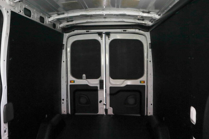2025 Ford Transit 250
