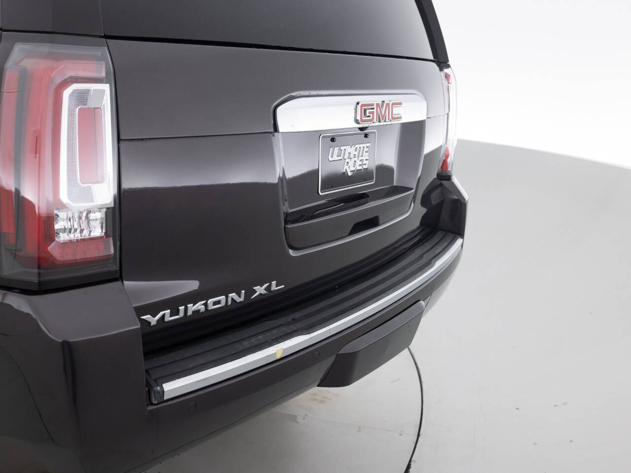 Used Car 2016 Gmc Yukon Xl  Denali 4x4 4dr Suv For Sale Under $30,000 In Coal City, Illinois