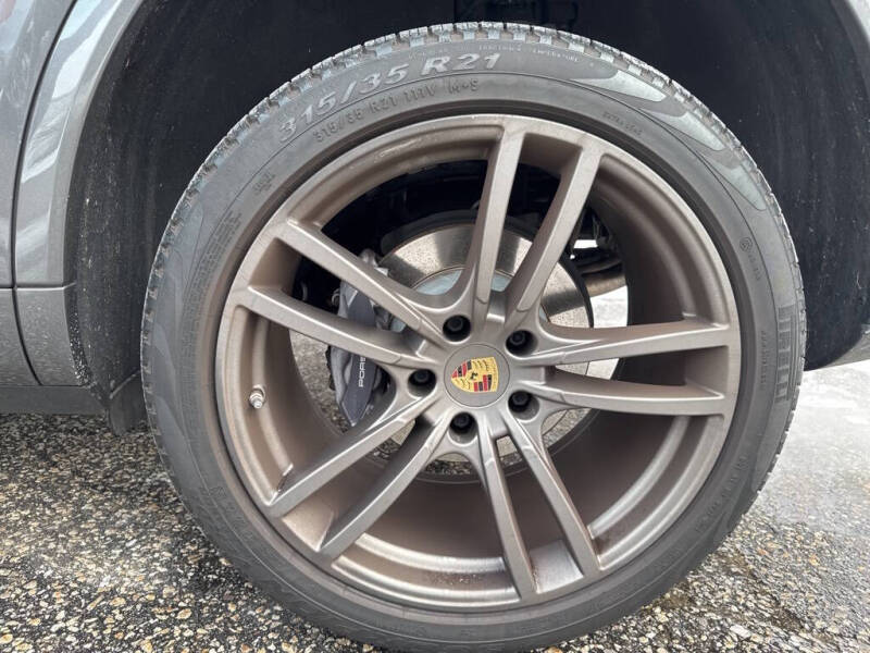 2022 Porsche Cayenne