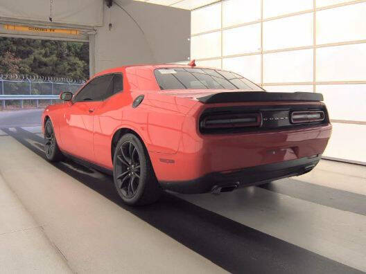 2016 Dodge Challenger SXT