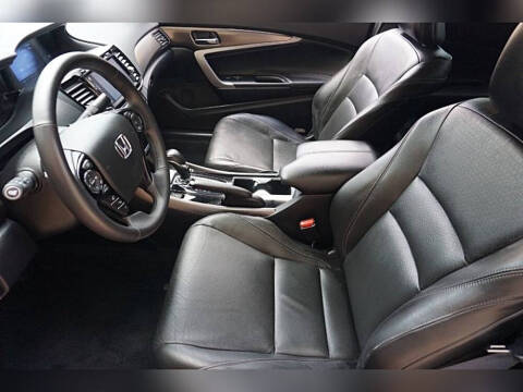 2017 Honda Accord EX-L w/Navi w/Honda Sensing