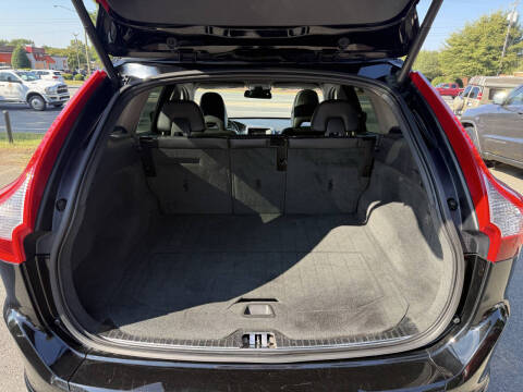 2015 Volvo XC60 T5 Drive-E Premier Plus