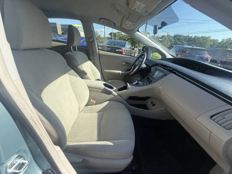 2014 Toyota Prius Three