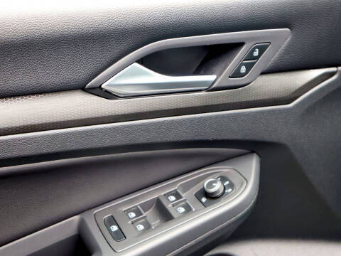 2022 Volkswagen Golf GTI SE