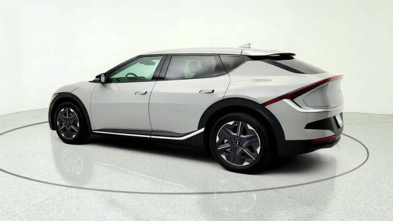 2025 Kia EV6 Light Long Range