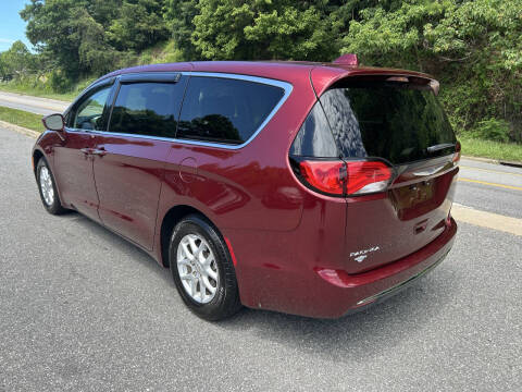 2020 Chrysler Pacifica Touring