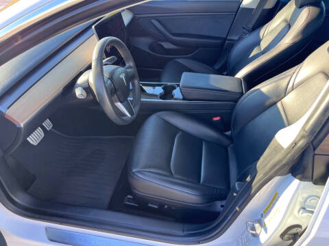 2020 Tesla Model 3 Performance